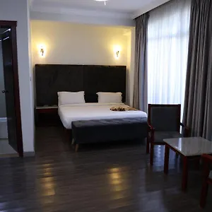 Hotel Trinity, Addis Ababa